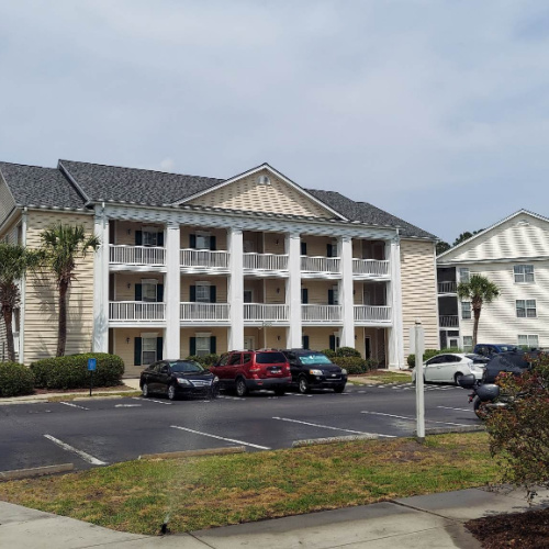 Southend Painting and Roofing Contractors work on condominiums